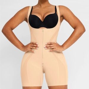 Seamless Black and Tan Shapewear Bodysuit